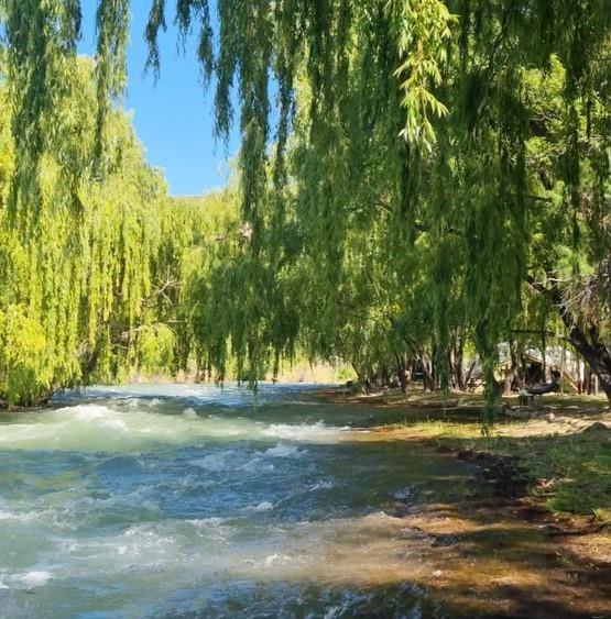 Río Atuel junto al complejo